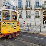 דירה Chiado Apartment, The Heart Of