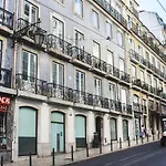 Chiado Apartment, The Heart Of ליסבון