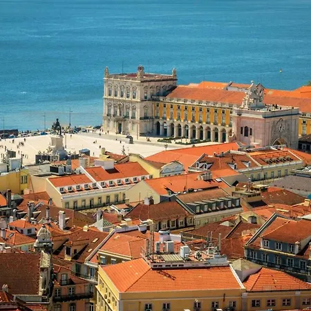 Chiado Apartman *